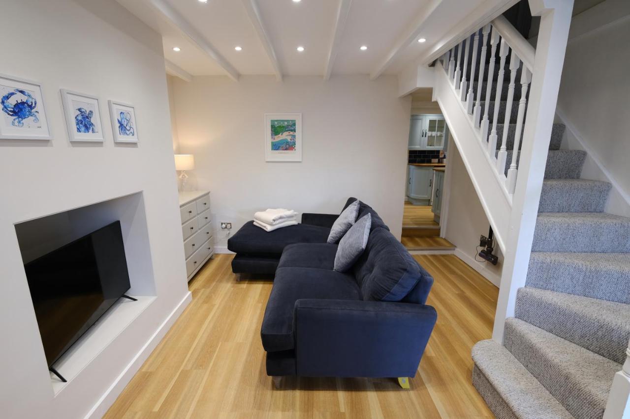 Newly Renovated Cottage With Hot Tub Portreath Bagian luar foto