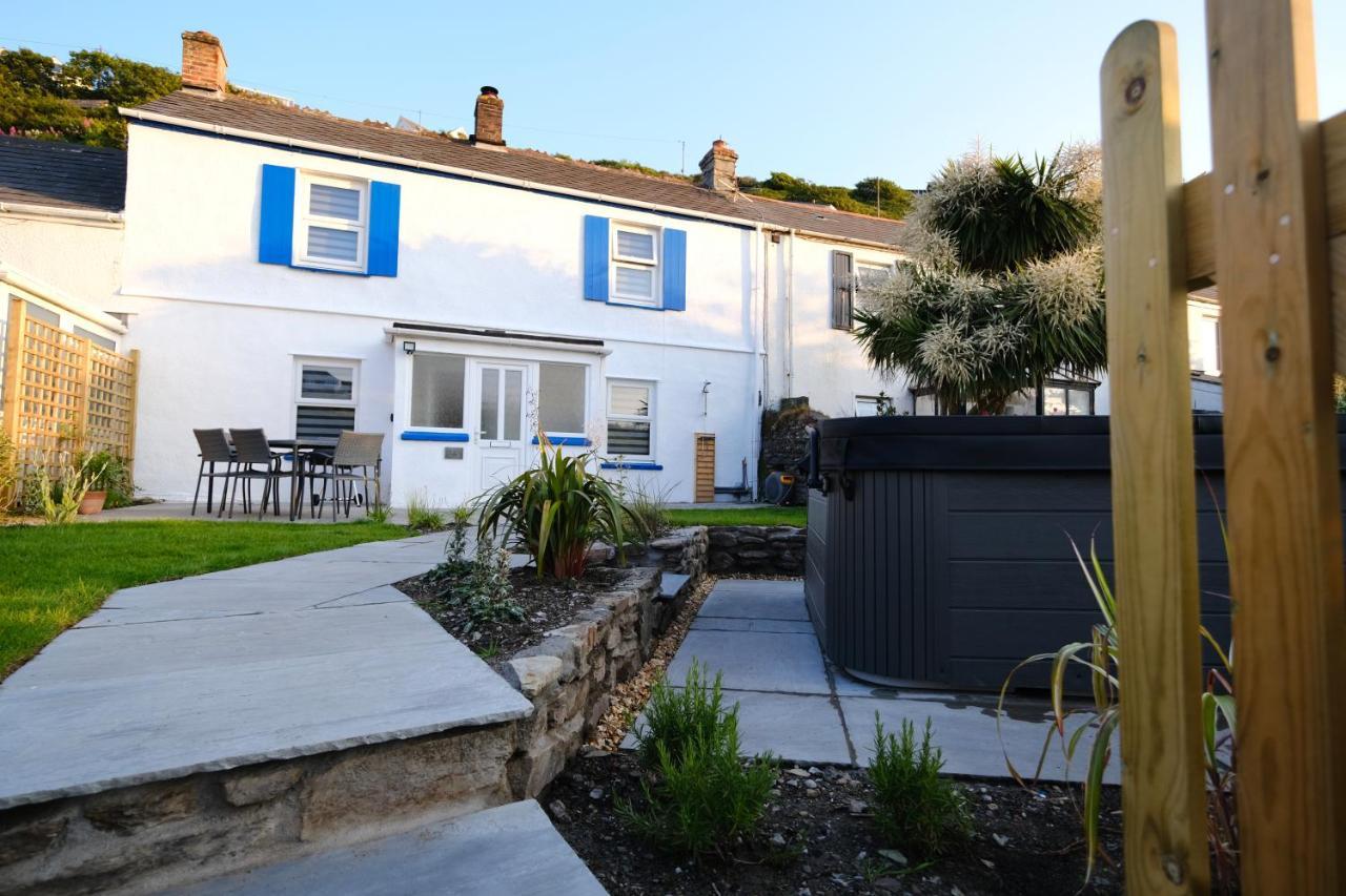 Newly Renovated Cottage With Hot Tub Portreath Bagian luar foto