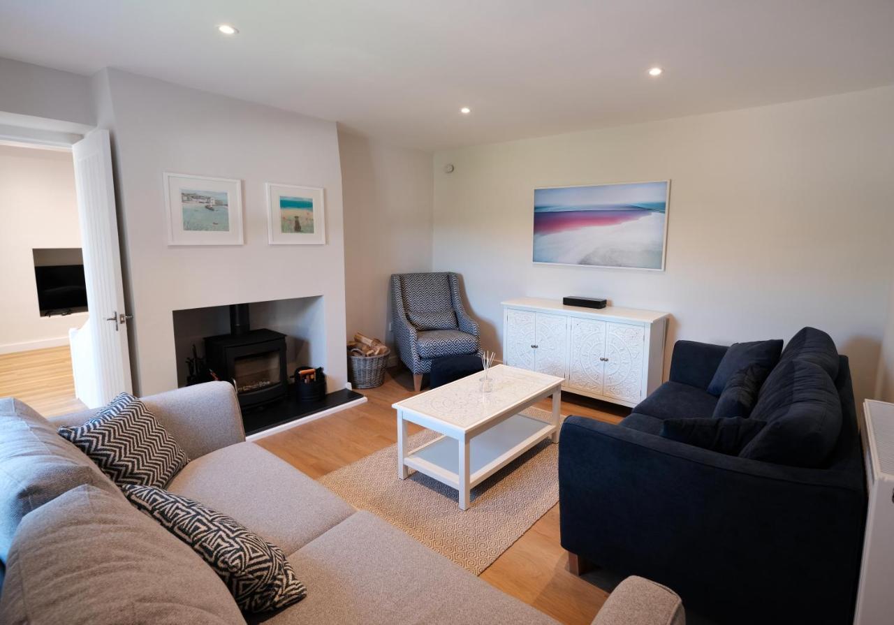Newly Renovated Cottage With Hot Tub Portreath Bagian luar foto