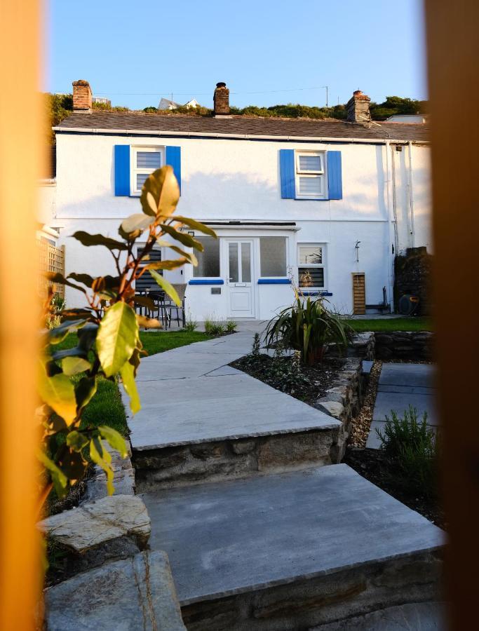 Newly Renovated Cottage With Hot Tub Portreath Bagian luar foto