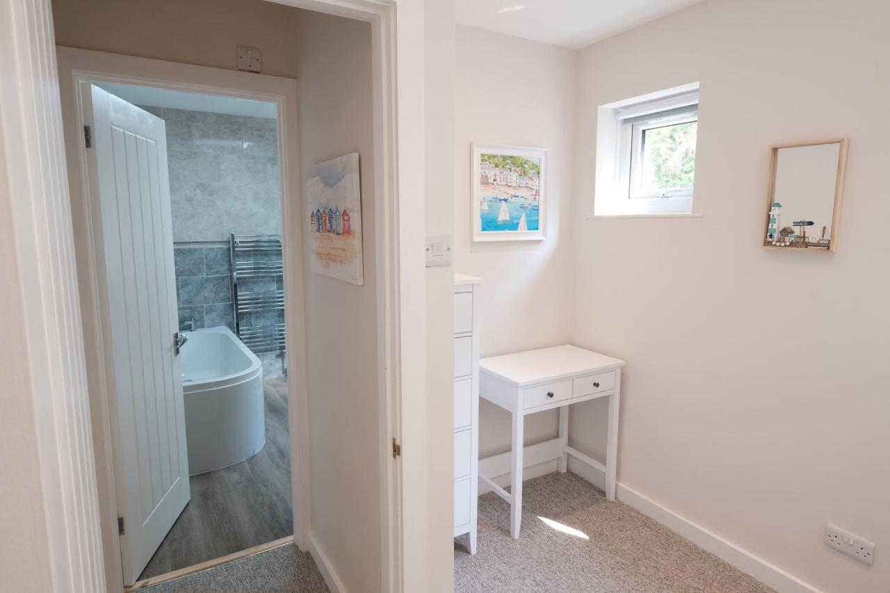 Newly Renovated Cottage With Hot Tub Portreath Bagian luar foto